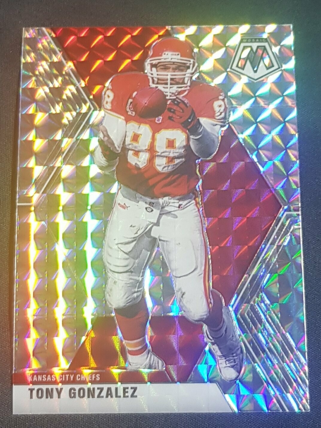 2020 Mosaic Tony Gonzalez Silver