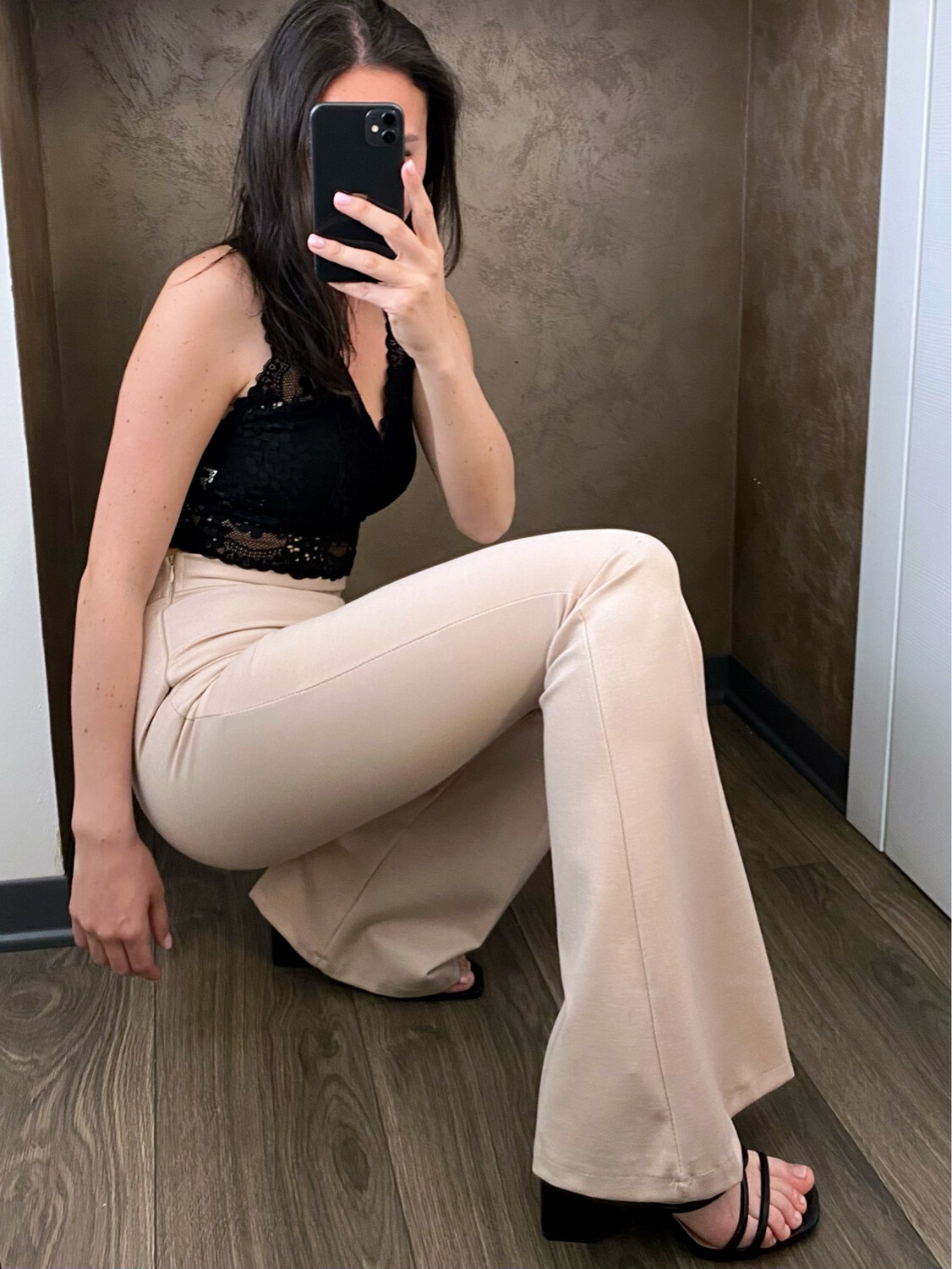 Pantalone a zampa beige