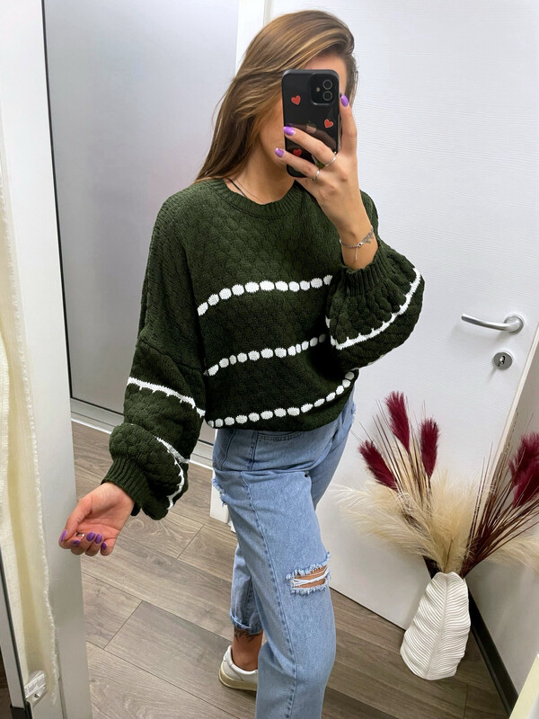 Pullover verde oliva morbido a righe