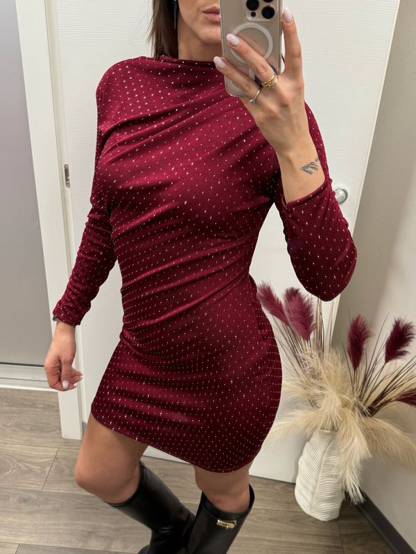 Abito bordeaux lustrini