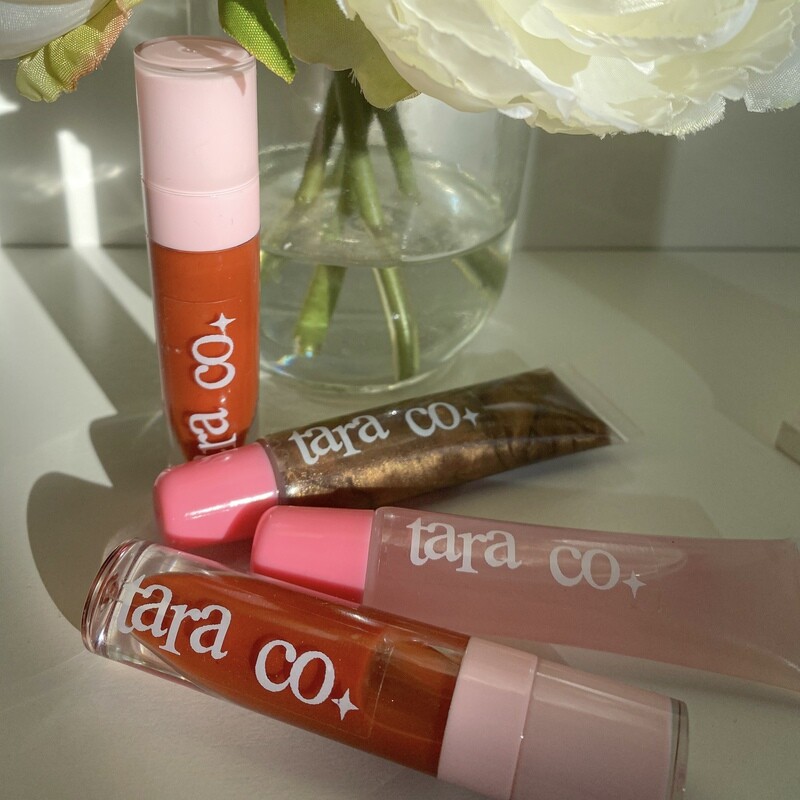 tara gloss!