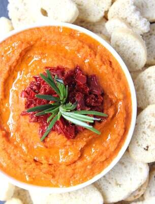Home made hummus