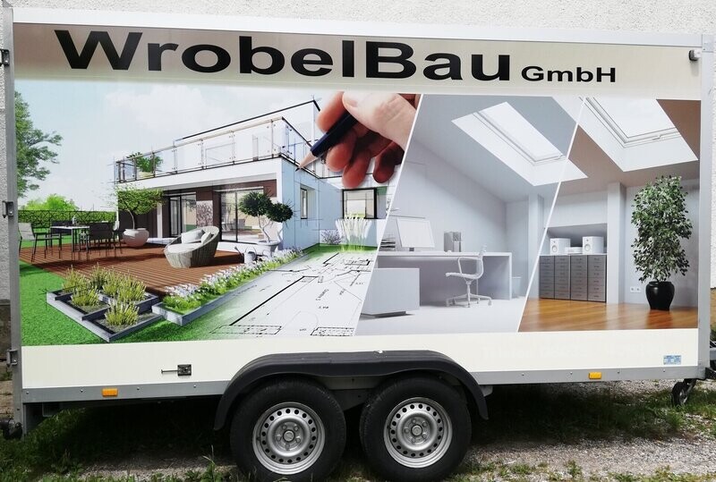 Fahrzeugbeschriftung & Folierung nach Maß mit Digital bedruckte Folie.