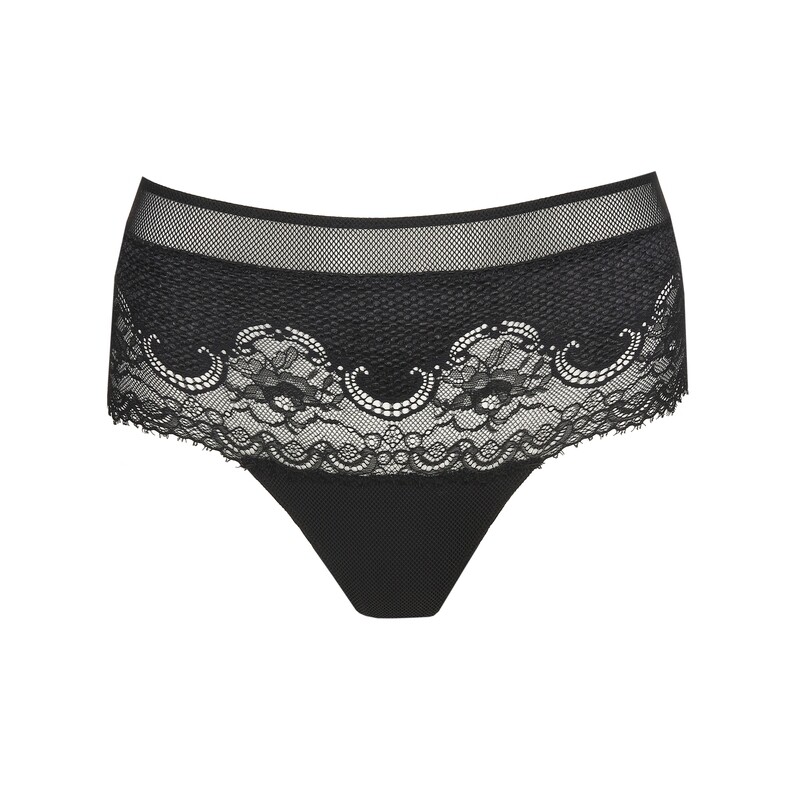 MARIE JO JUNOO ZWART
short