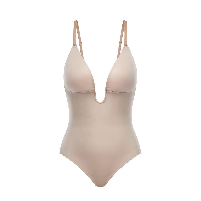 SPACX Thong Bodysuit Plunge Low-Back in detail, met een naadloos ontwerp, thongsnit, diepe V-hals en voorgevormde cups, weergegeven op een witte achtergrond.
