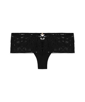 "Aubade Love Soul shorty in zwart. De shorty heeft verfijnde kanten details, transparante accenten en een elegante, comfortabele pasvorm."