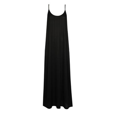 "Marie Jo Swim Emly Strandjurk in zwart, met een elegante, losse pasvorm en subtiele halslijn, afgebeeld op een witte achtergrond."