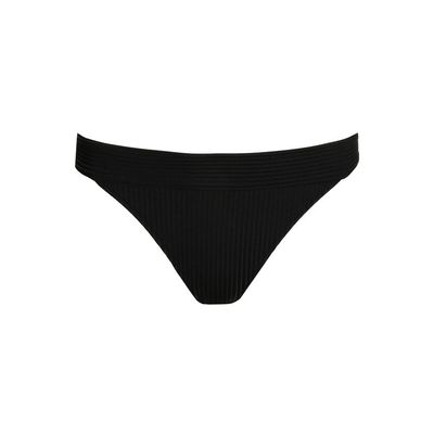 "Marie Jo Swim Emly Bikinislip Rio in zwart, met een klassieke snit en elegante afwerking, afgebeeld op een witte achtergrond."