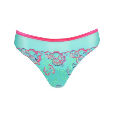 "Prima Donna Devdaha string in Mermaid, met elegante broderie en een verleidelijke pasvorm, afgebeeld op een witte achtergrond."