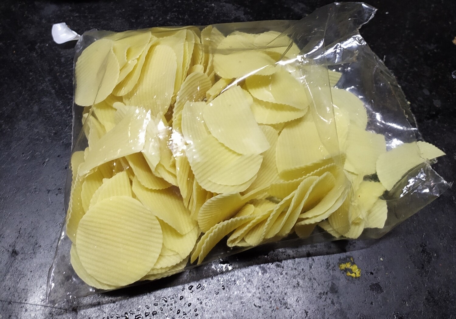 Lays chips pappads 1/4 kg 