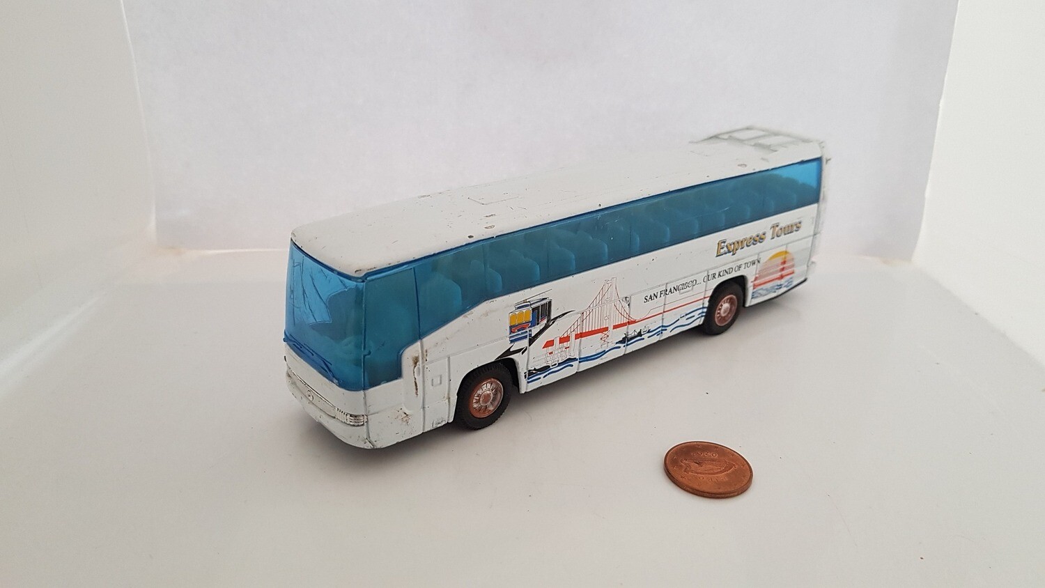Diecast Model Bus (BH02)