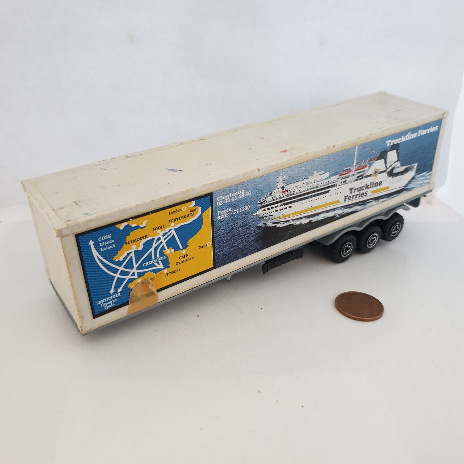 Majorette 1/60 Scale Brittany Ferries Container (DF37)