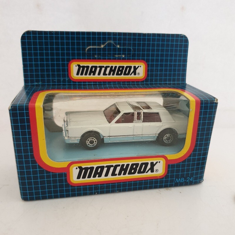 Matchbox Limousine (XX244)