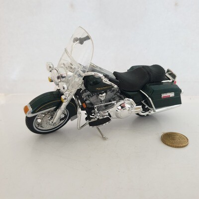 Maisto Motorbike - Scale 1/18 (XX895)