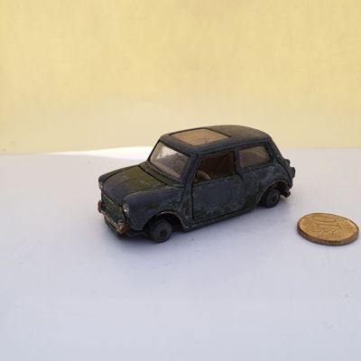 Corgi 1960&#39;s Mini Cooper (EA18)