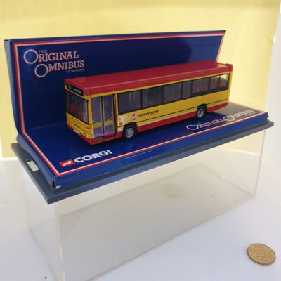 Corgi Bus - Scale 1/76 (YD84)