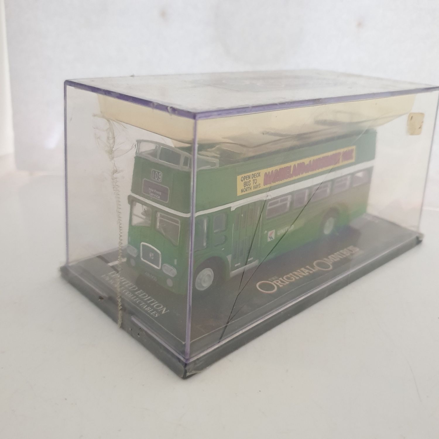 Corgi Omnibus Bus - Scale 1/76 (BX114)