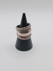 Sterling Silver Ring - Size K - Stamped 925 (SS648)