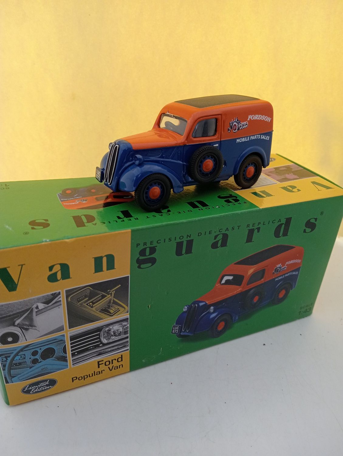 Vanguards Ford Popular Van - Scale 1/43 (BX624)