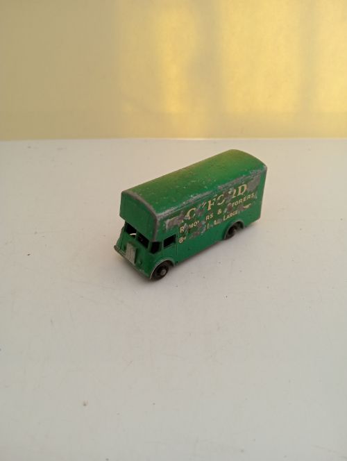 Lesney Pickfords Removal Van (GJ40)