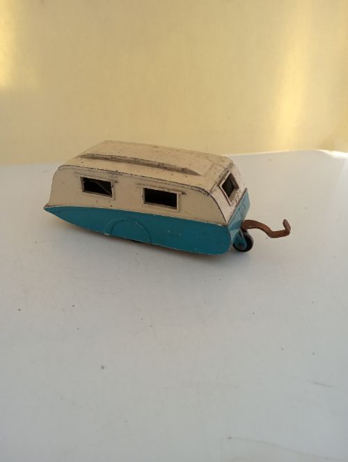 Dinky Meccano 1960&#39;s Caravan with all tyres (GM12)