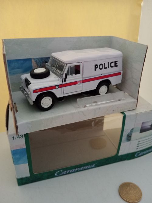 Cararama Police Landrover - Scale 1/43 (DX23)