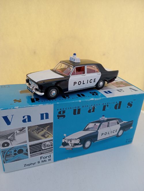 Vanguards Ford Zephyr 6 MKlll Police Car - Scale 1/43 (EX08)