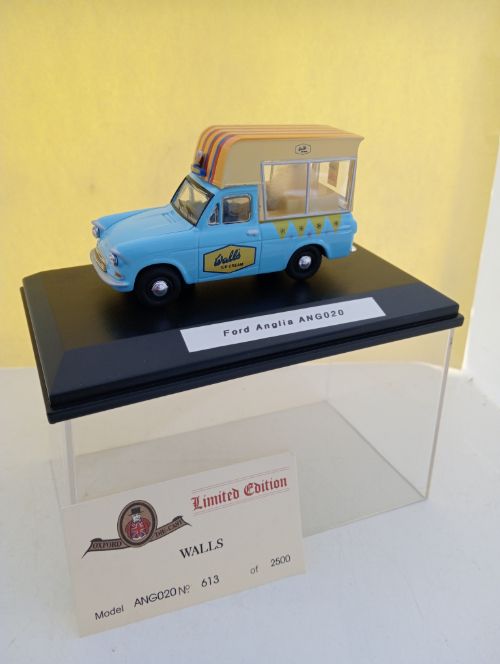 Oxford Diecast Ford Anglia Walls Ice Cream Van (EX10)
