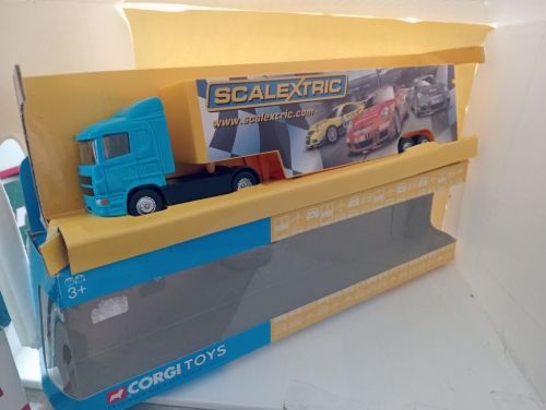 Rare Corgi Superhaulers - TY 86644 Racing Team Truck Scalextric - Scale 1/64 (DX112)