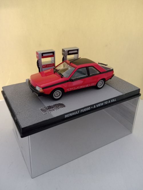 James Bond Car Collection Renault Fuego - A View To A Kill - Scale 1/43 (FX31)