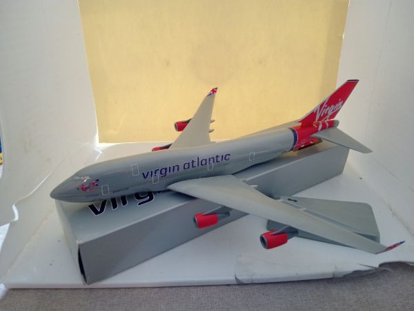Virgin Atlantic Snap &amp; Fix Plastic Plane - missing stand (FX113)