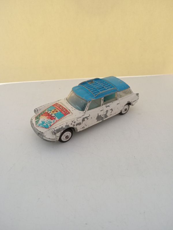 Vintage Model