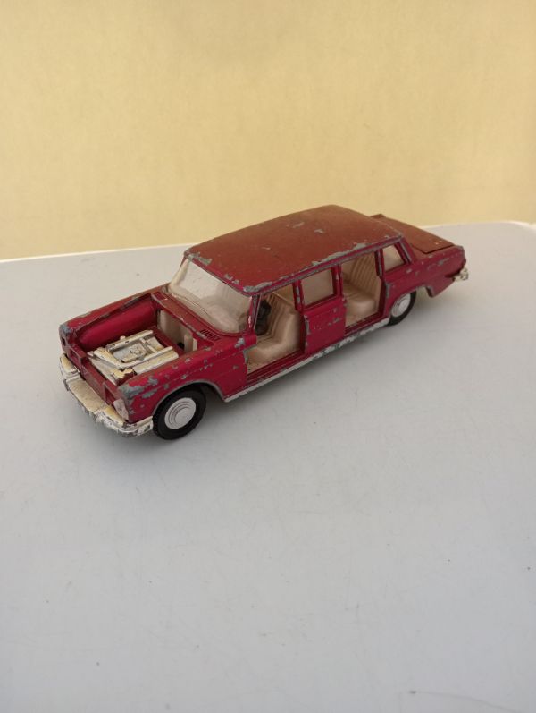 Vintage Model