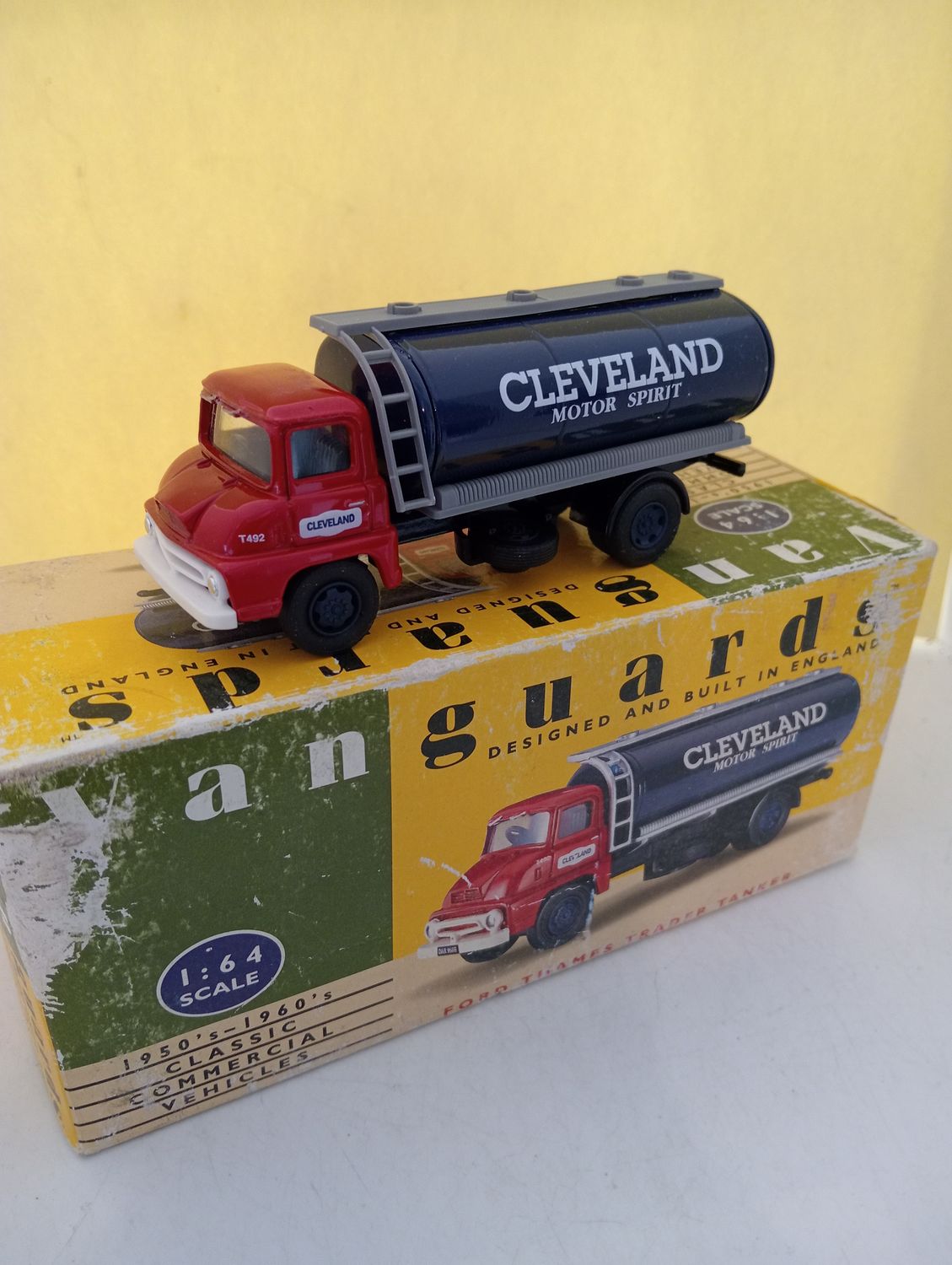 Vintage Boxed Model - As seen in the photo.