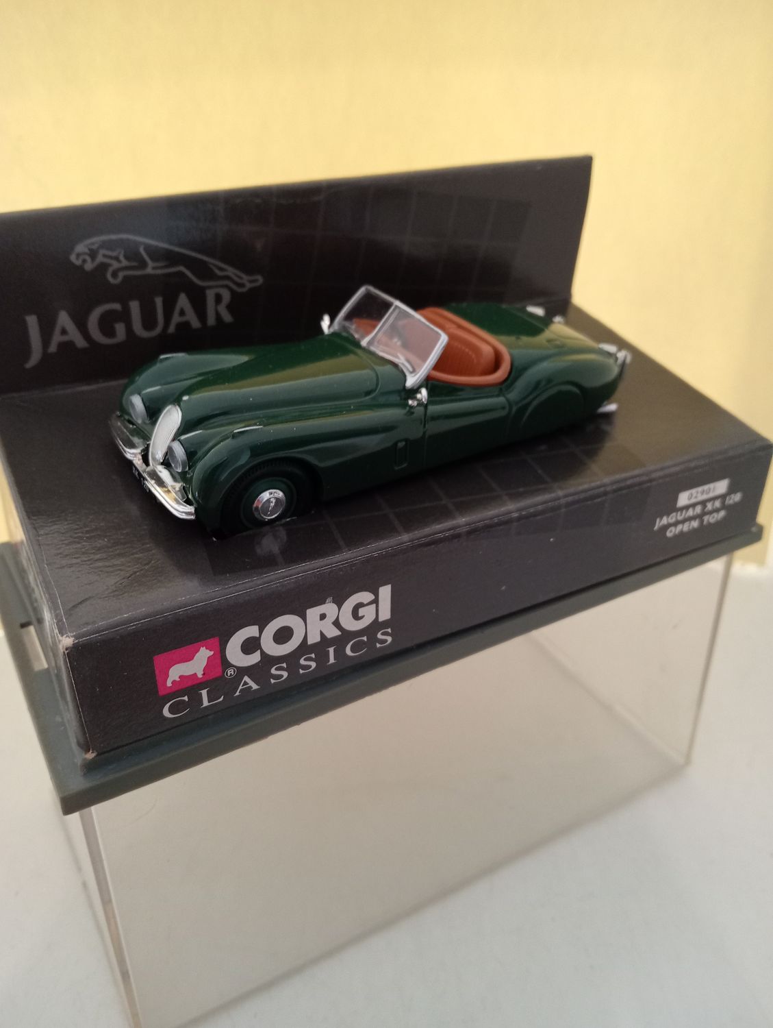 Vintage Boxed Model - As seen in the photo.