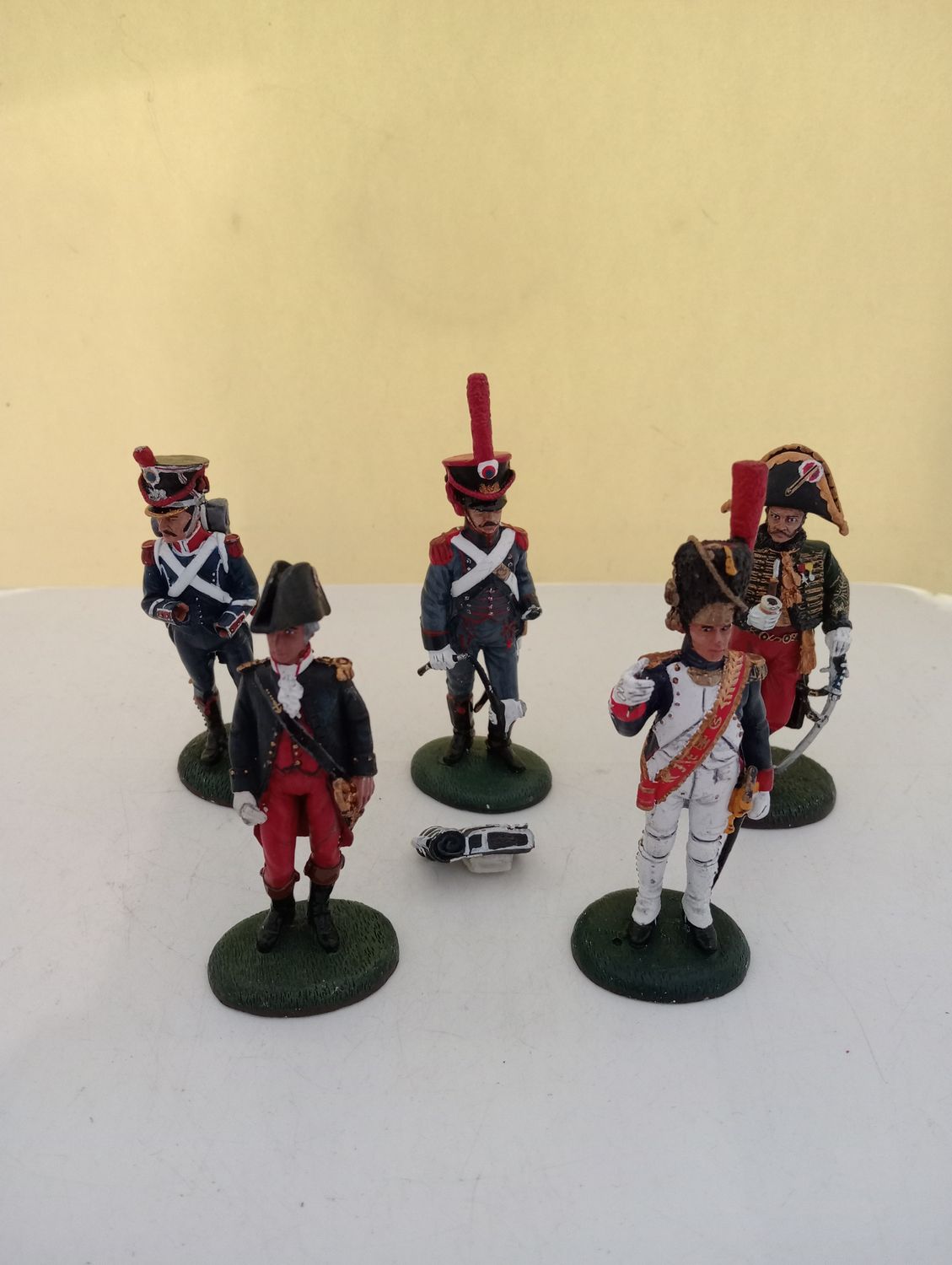 DAMAGED Job lot of Del Prado Soldier Figures - Scale 1/32 (FX232)