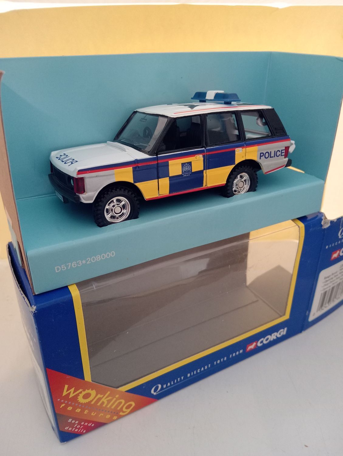Corgi Police Range Ranger (FX245)