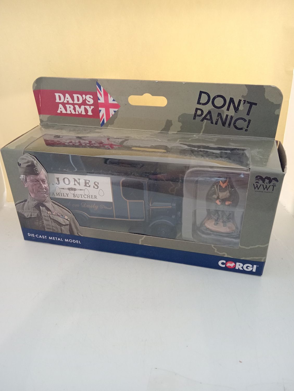 Rare Corgi CC09003 Dad&#39;s Army J. Jones Thornycroft Van (FX253)