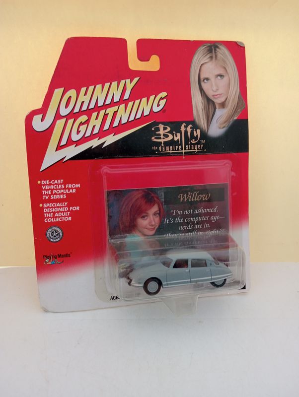 Buffy the Vampire Diecast Model (FX262)