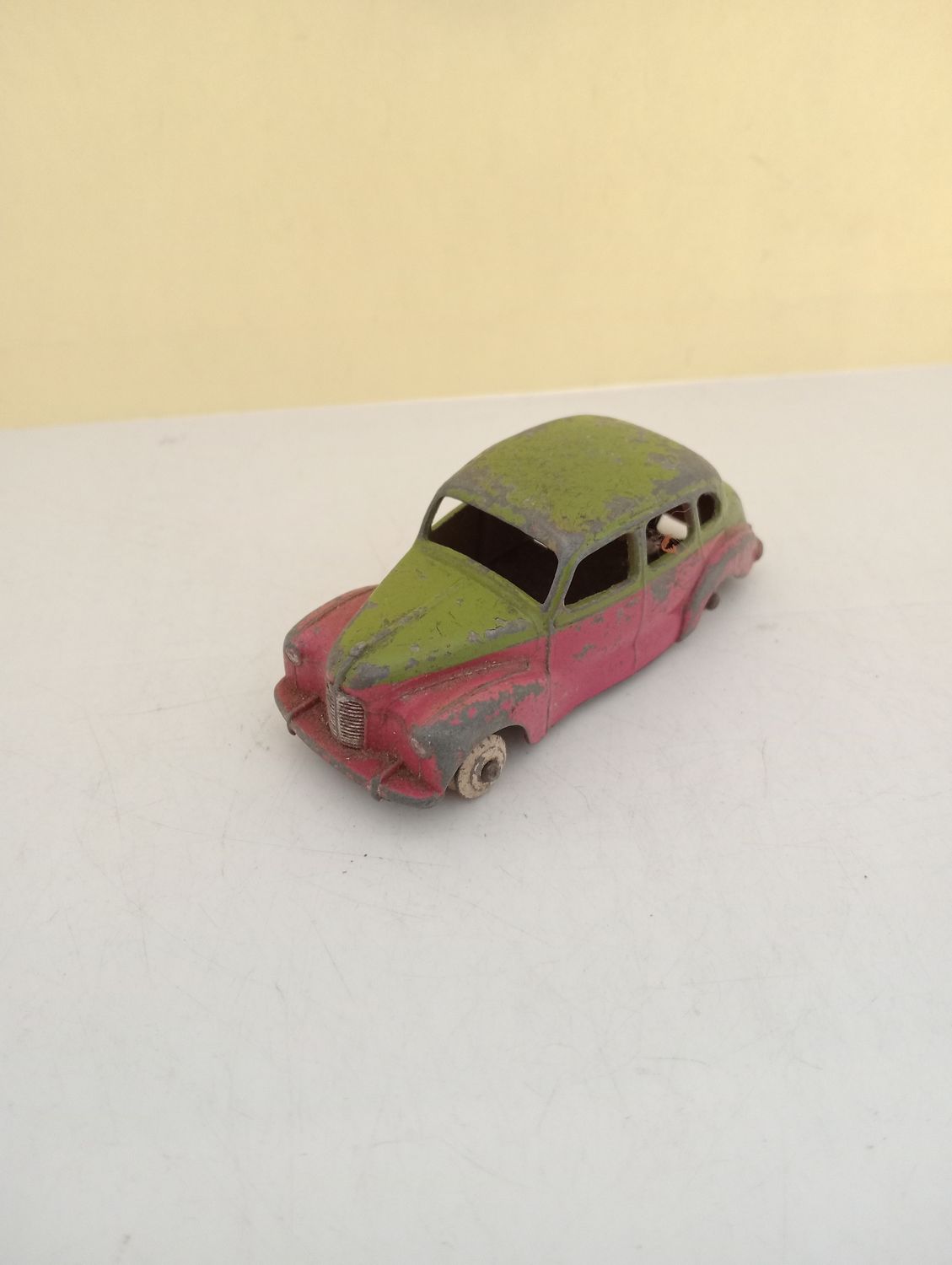 Dinky Austin Devon Model (GP11)