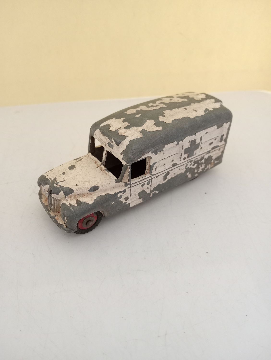 Dinky Model (GP18)