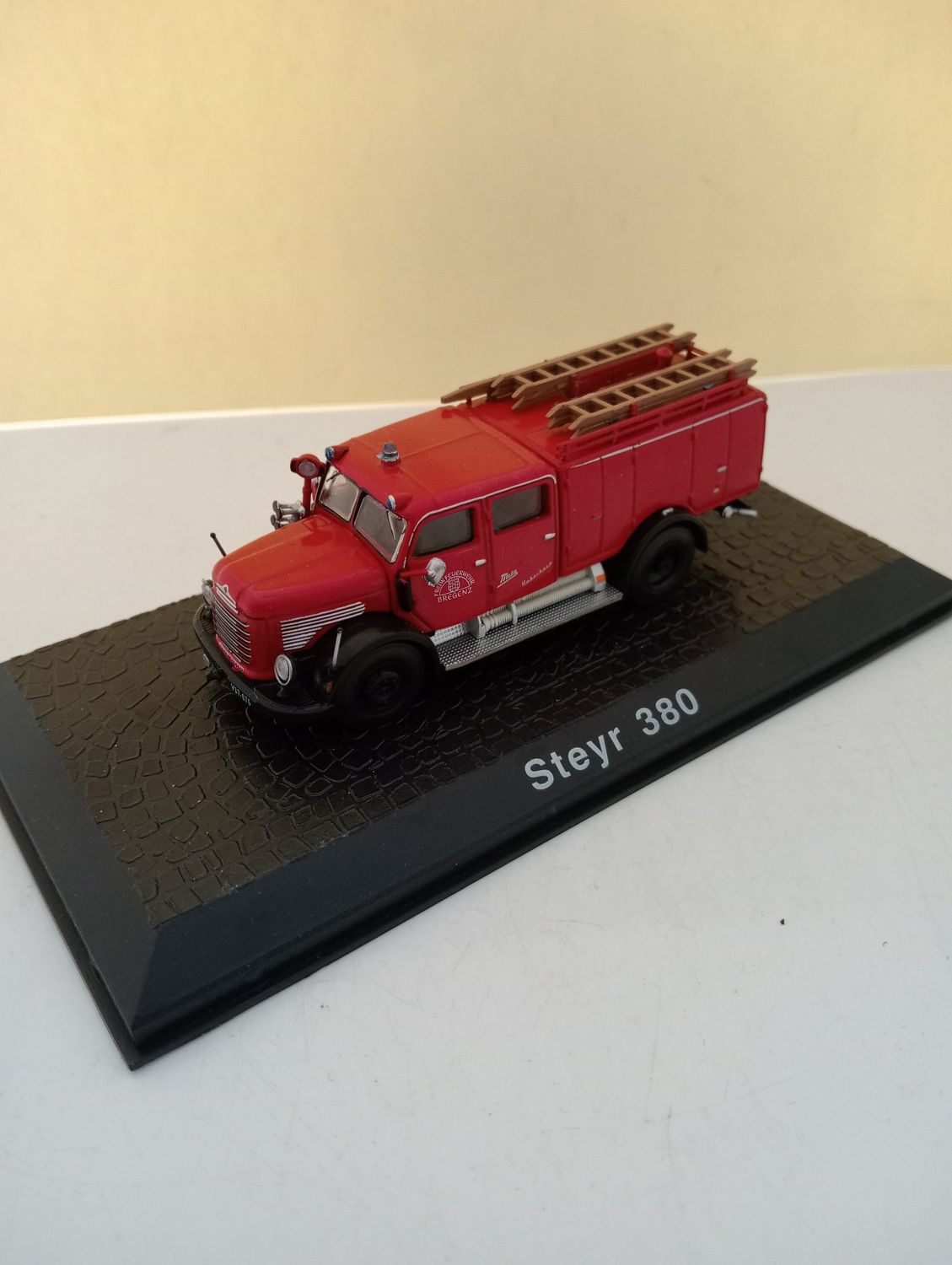 Atlas Fire Engine - Scale 1/76 (DX44)