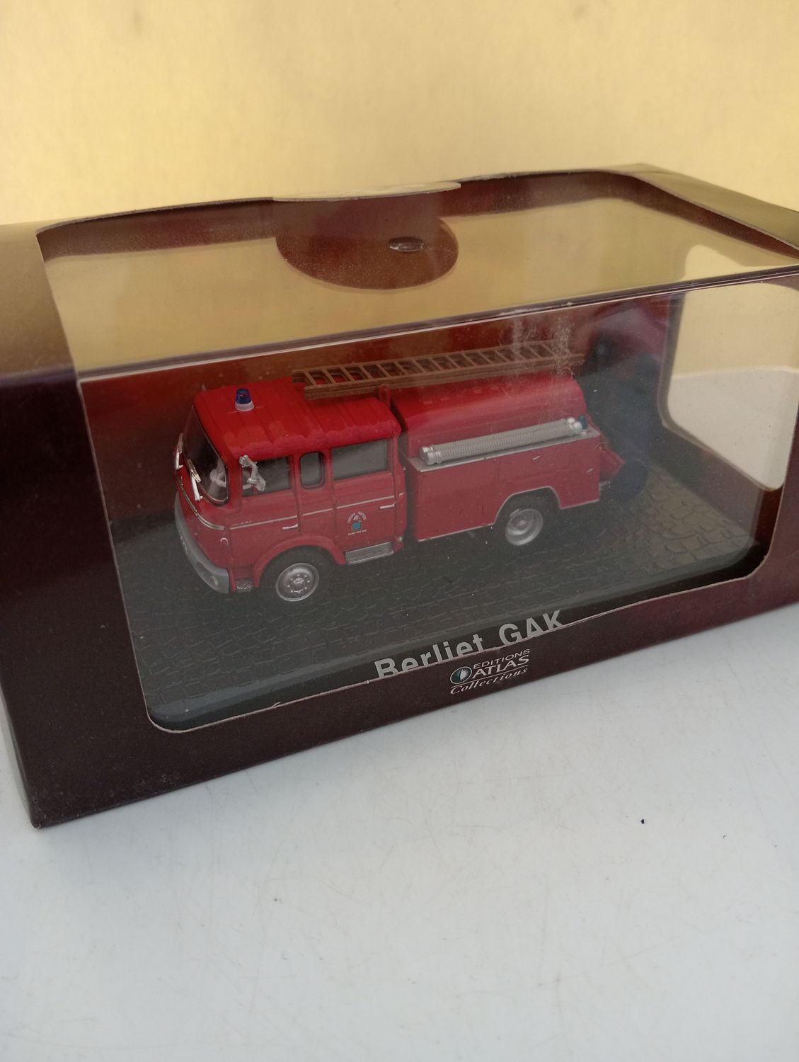 Atlas Fire Engine - Scale 1/76 (DX33)