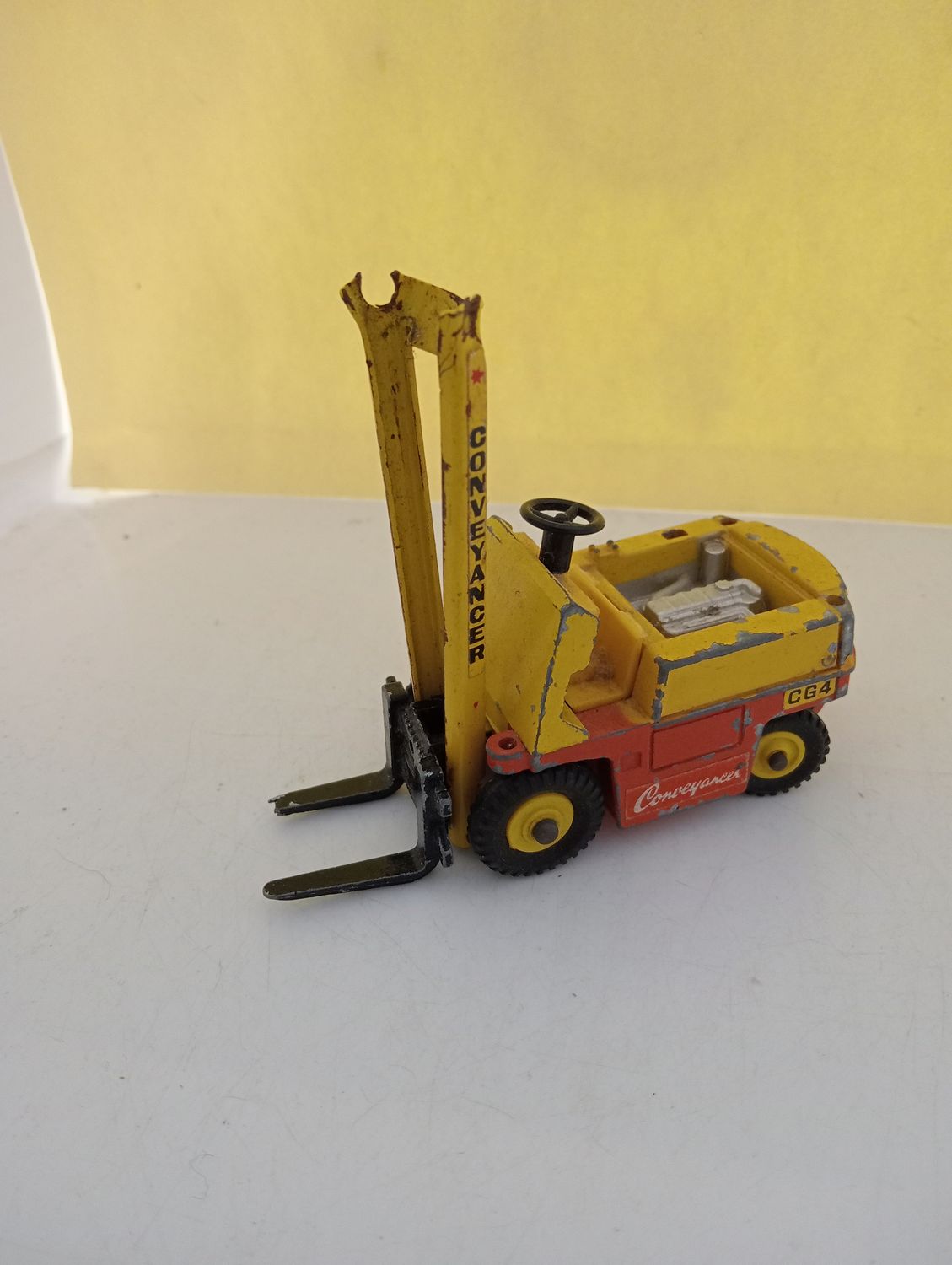 Diecast Model (GQ01)