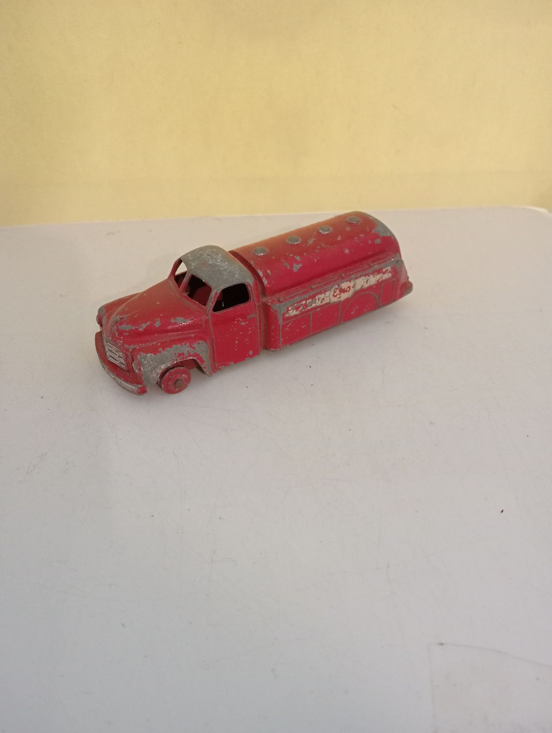 Diecast Model (GQ09)