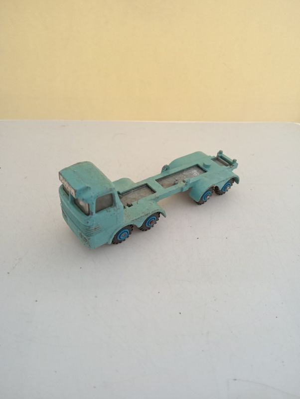 Budgie Diecast Model (GQ32)