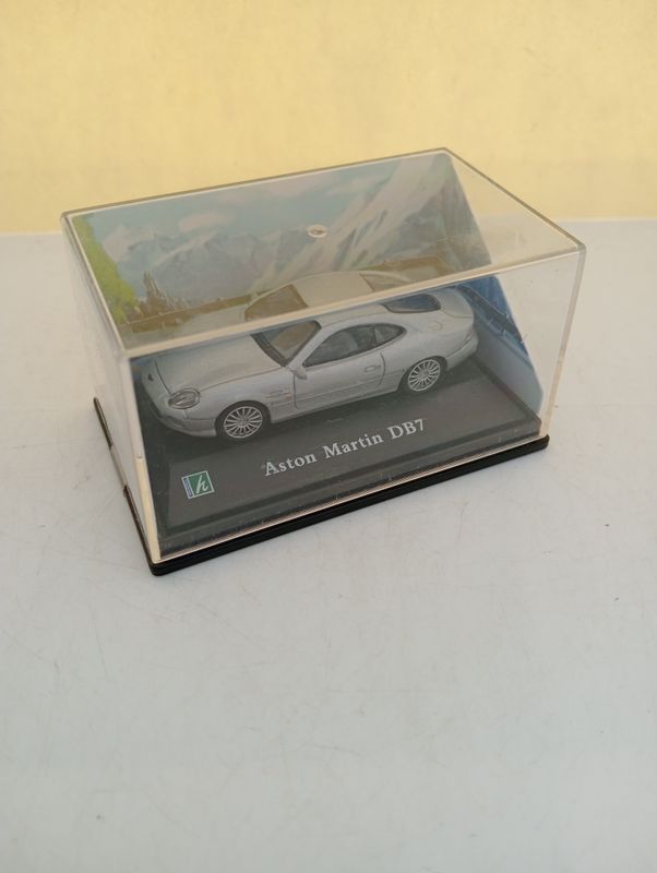Cararama Aston Martin DB7 - Scale 1/72 (EX13)