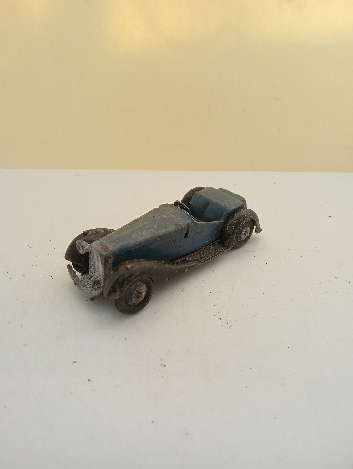 Dinky (CQ53)