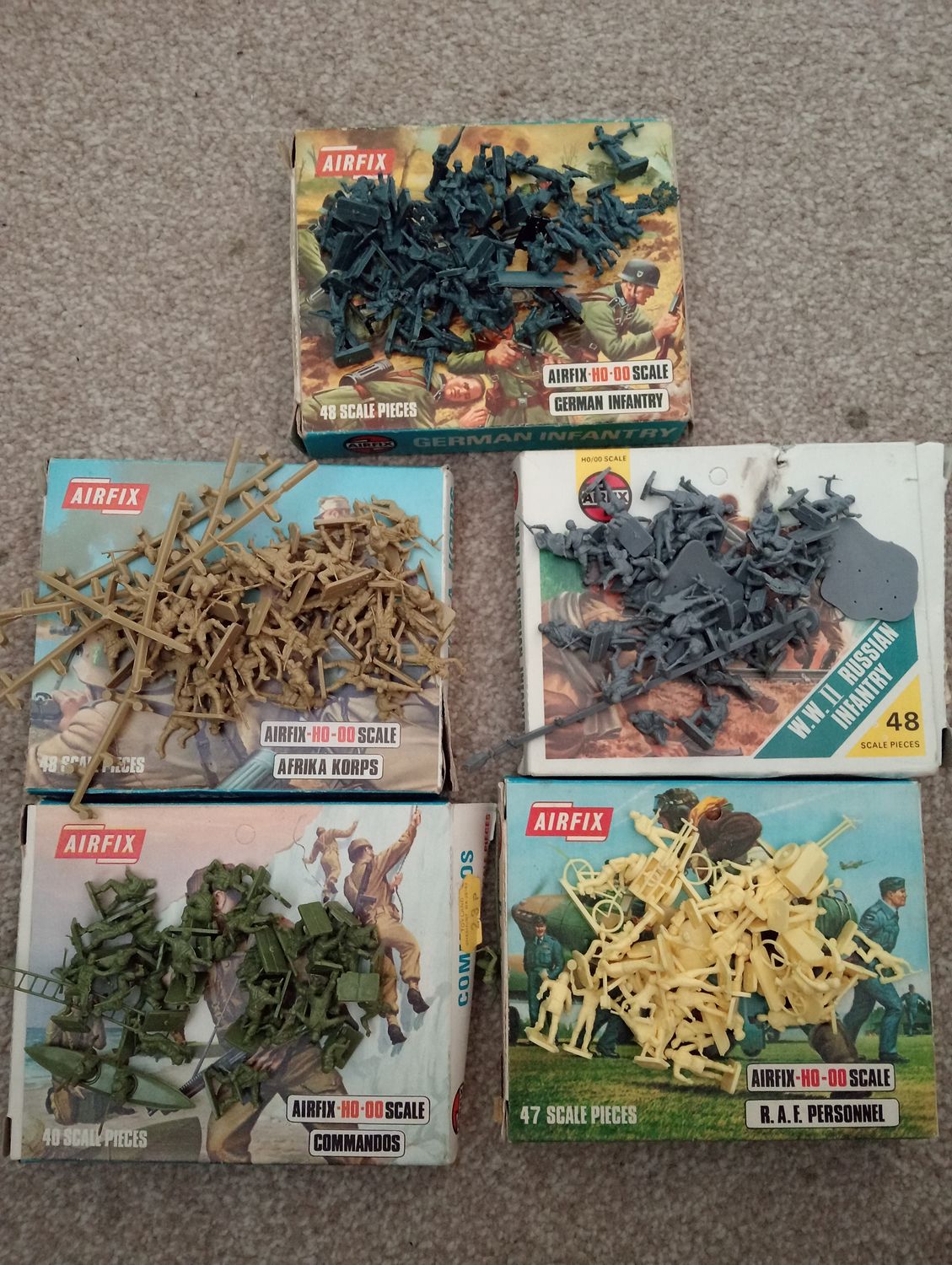 Job Lot of 5 Boxes of Airfix 1970&#39;s Plastic Soldiers - Scale 1/72 Aprox. All incomplete. (Joblot04)