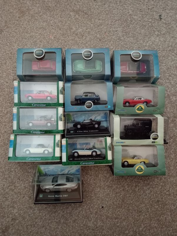 Job Lot of 13 Scale 1/72 Aprox. Models (Joblot09)